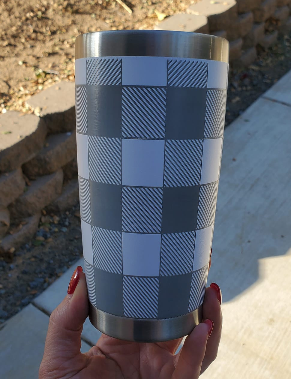 Custom Engraved 20oz Stainless Steel Tumbler with Lid – Multiple Colors